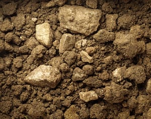 Terreni_marnosi_Tenuta-Santa-Maria_Valpolicella-Verona marl soils Tenuta Santa Maria Valpolicella
